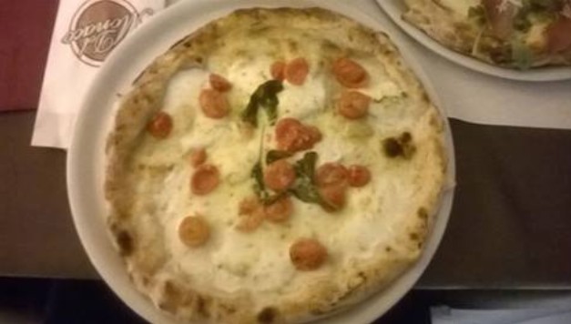 Pizza bufalina maddaloni