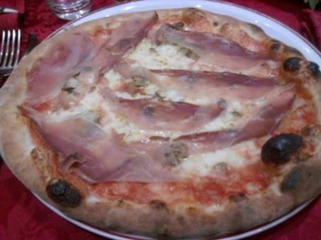 Pizza Montesarchio Tirolese
