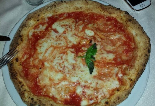 Pizza Margherita Avellino