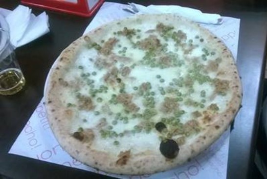 Pizza Tonno Piselli Telese Terme